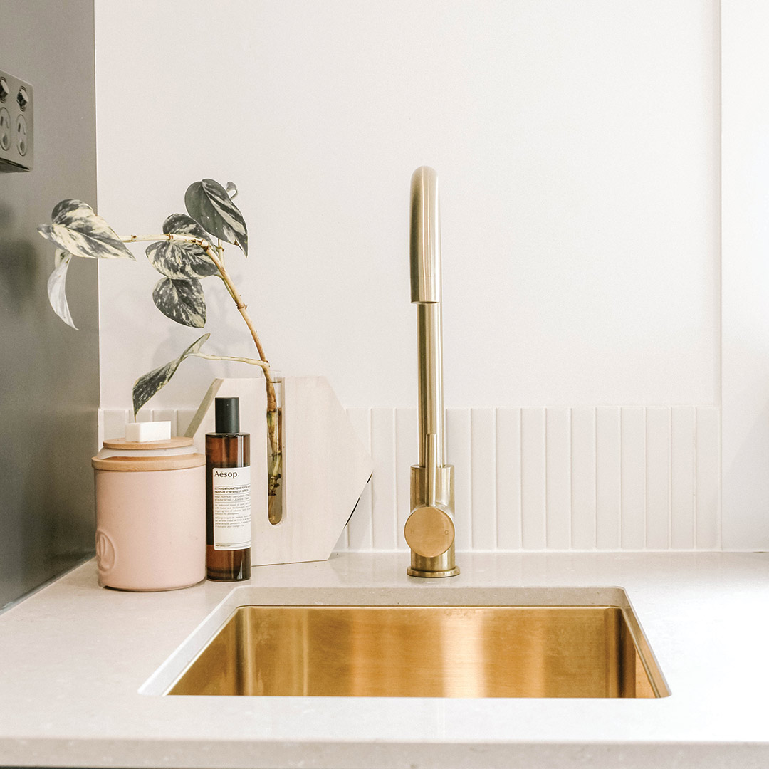 Kitchen Sinks and Utility Sinks