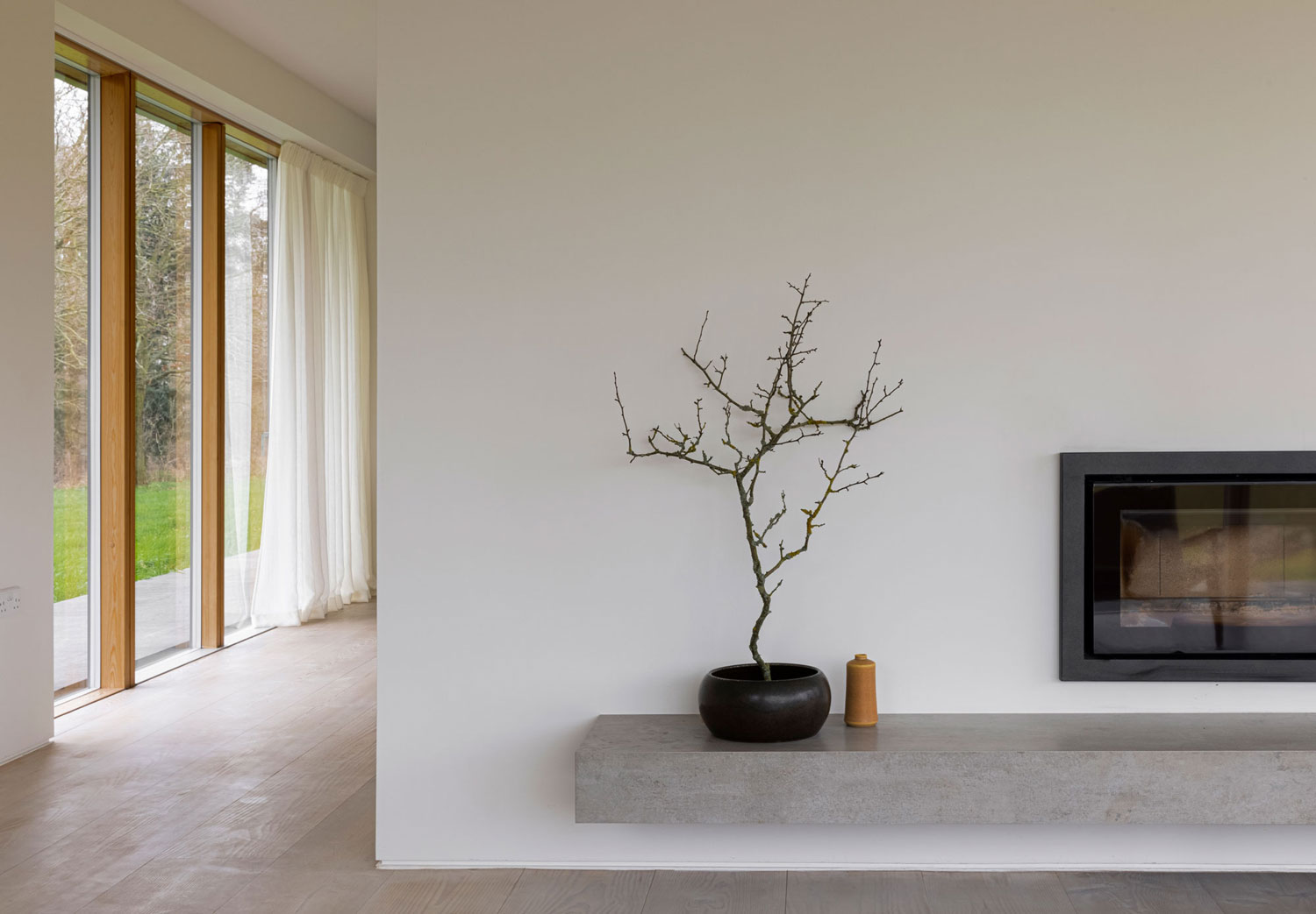 Minimal interior design for a wabi sabi inspired pavilion house in the UK