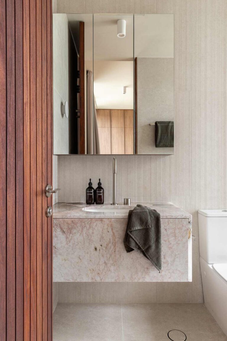 The Best Vanities for Small Bathrooms