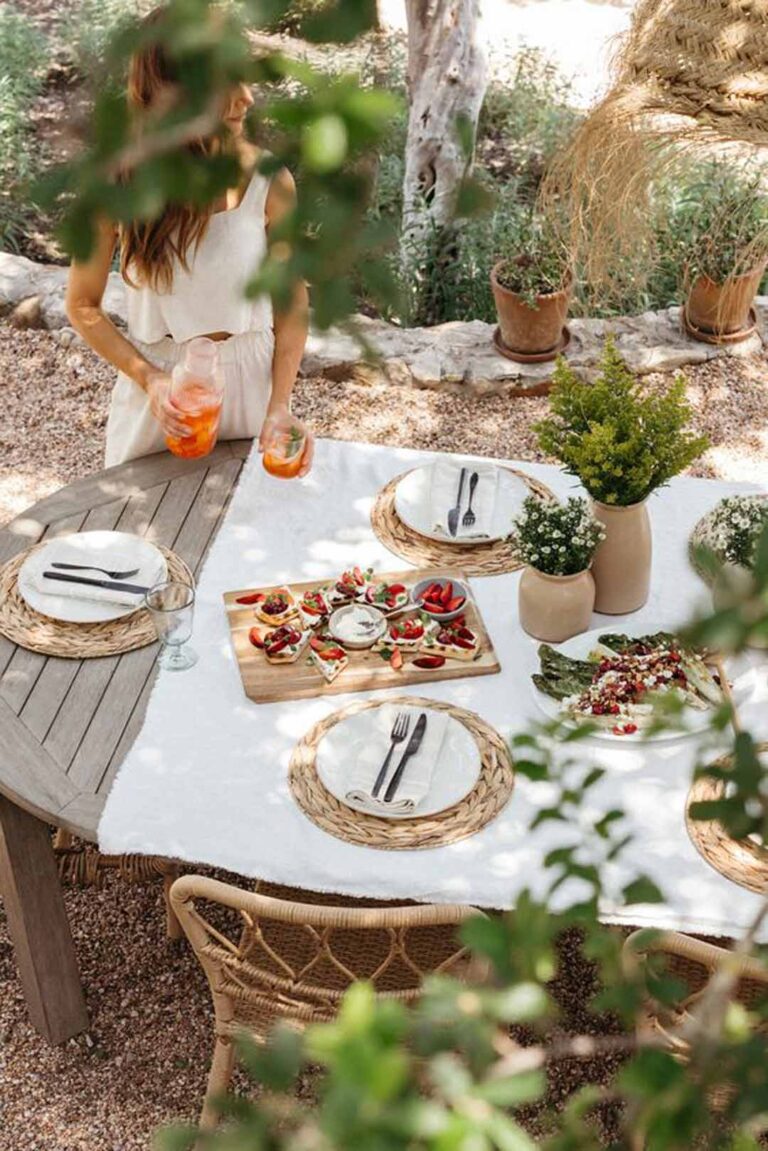 6 Essential Steps for Planning the Ultimate Outdoor Area Garden Party